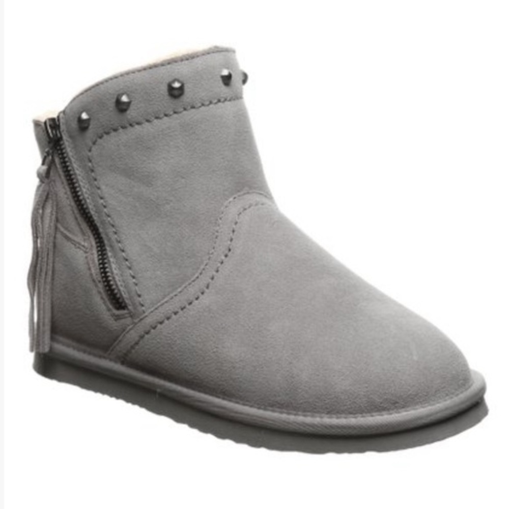 Cozy Stud-Accent Riley Suede Grey Boot in size 11